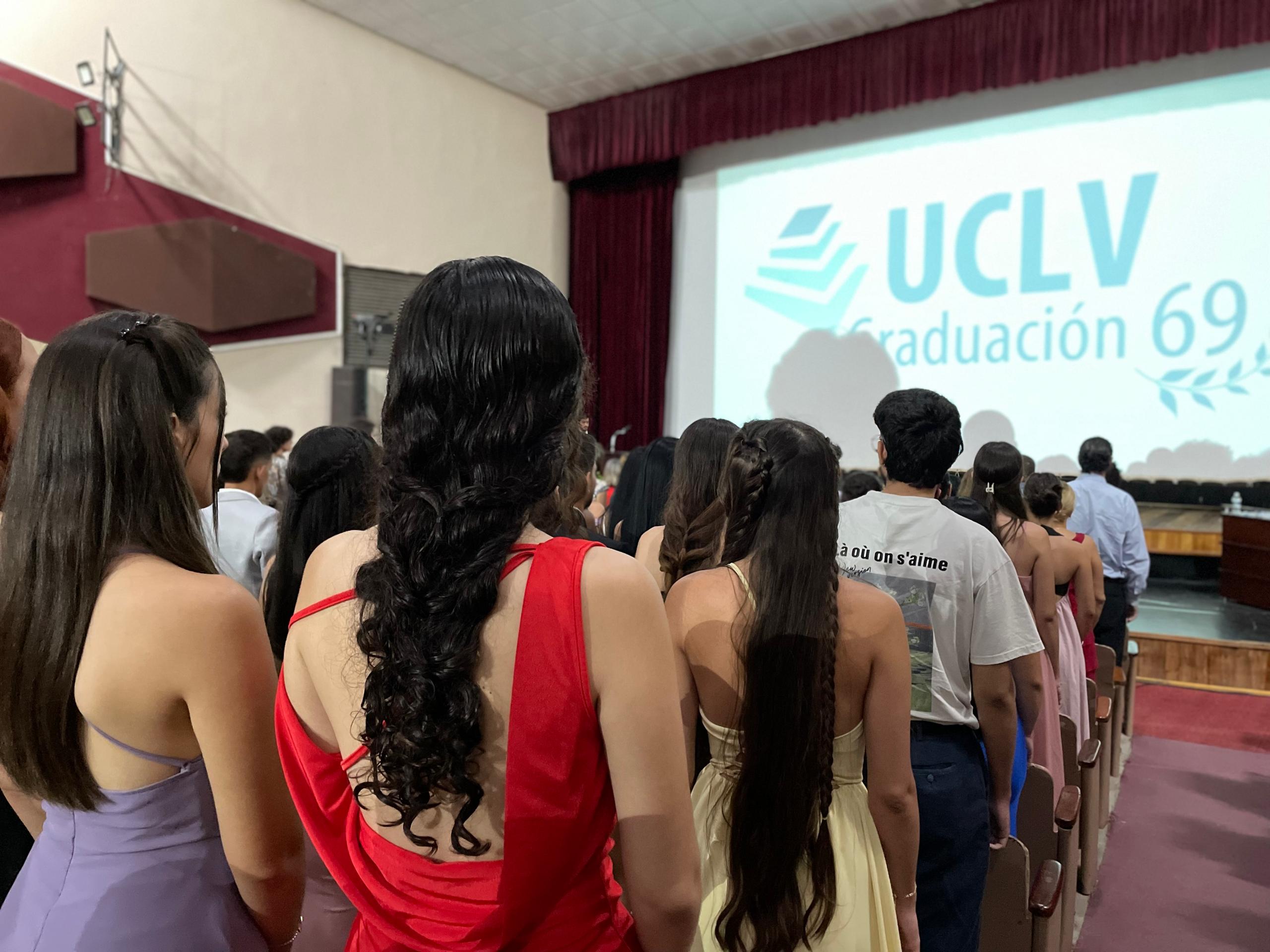 UCLV: la virtud de sus graduados por un futuro mejor