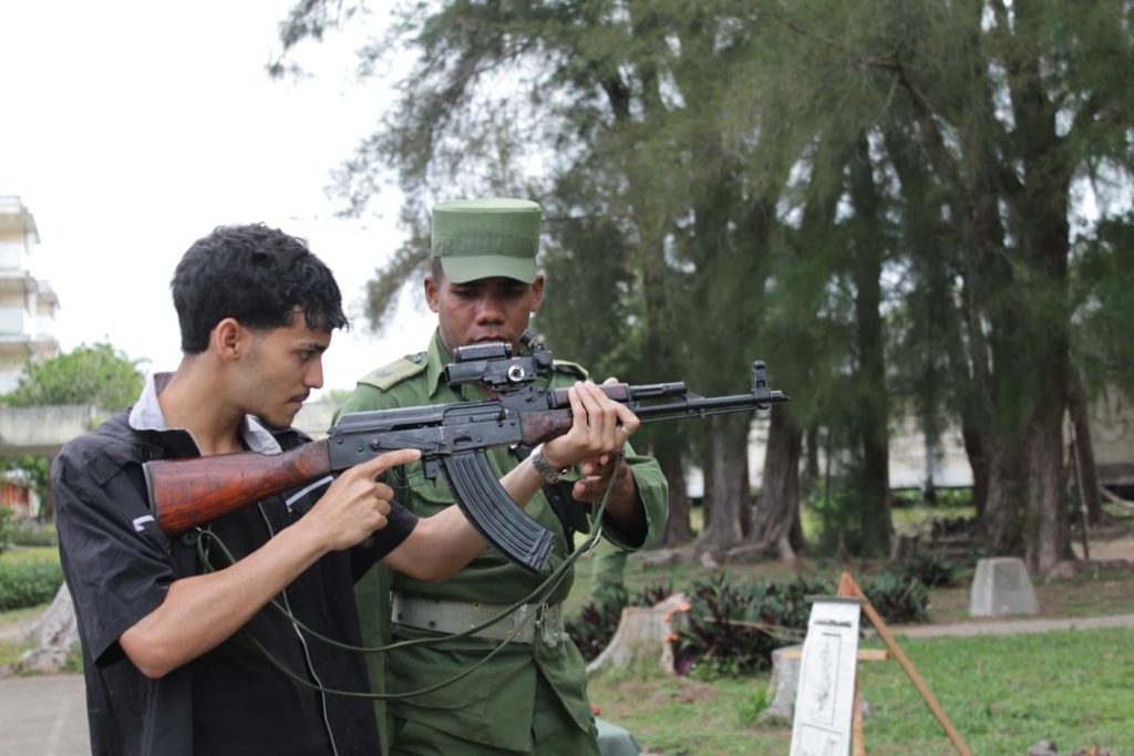Campo de tiro habilitado durante el Bastión Universitario 2026