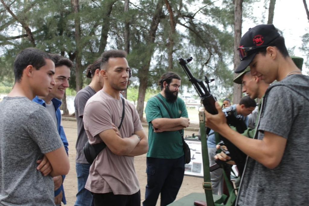 Estudiantes de la UCLV demostraron sus habilidades con el manejo del fusil