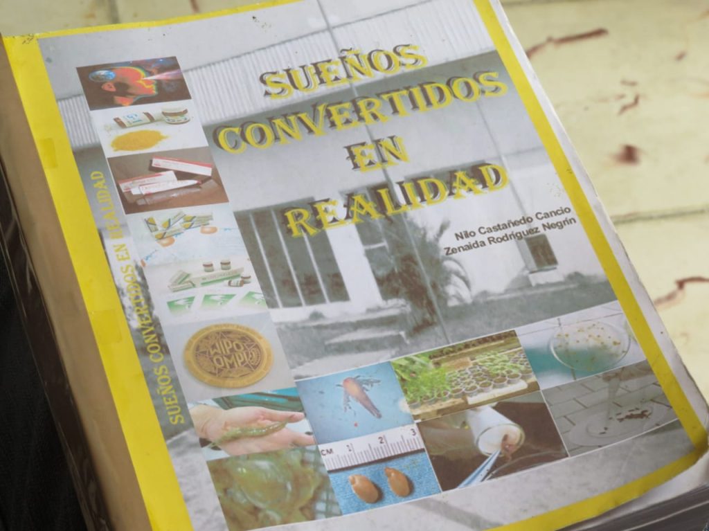 Años después de la fundación del CBQ, Nilo Castañedo y Zenaida Rodríguez escribieron "Sueños convertidos en realidad", un texto que recoge la historia del centro.